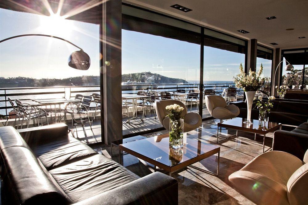 Hotel Le Versailles Villefranche-sur-Mer Exterior foto